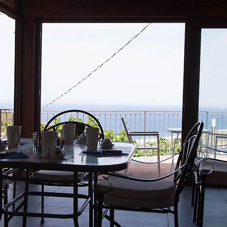 B&B Le Rose Del Tirreno Falerna Exterior photo